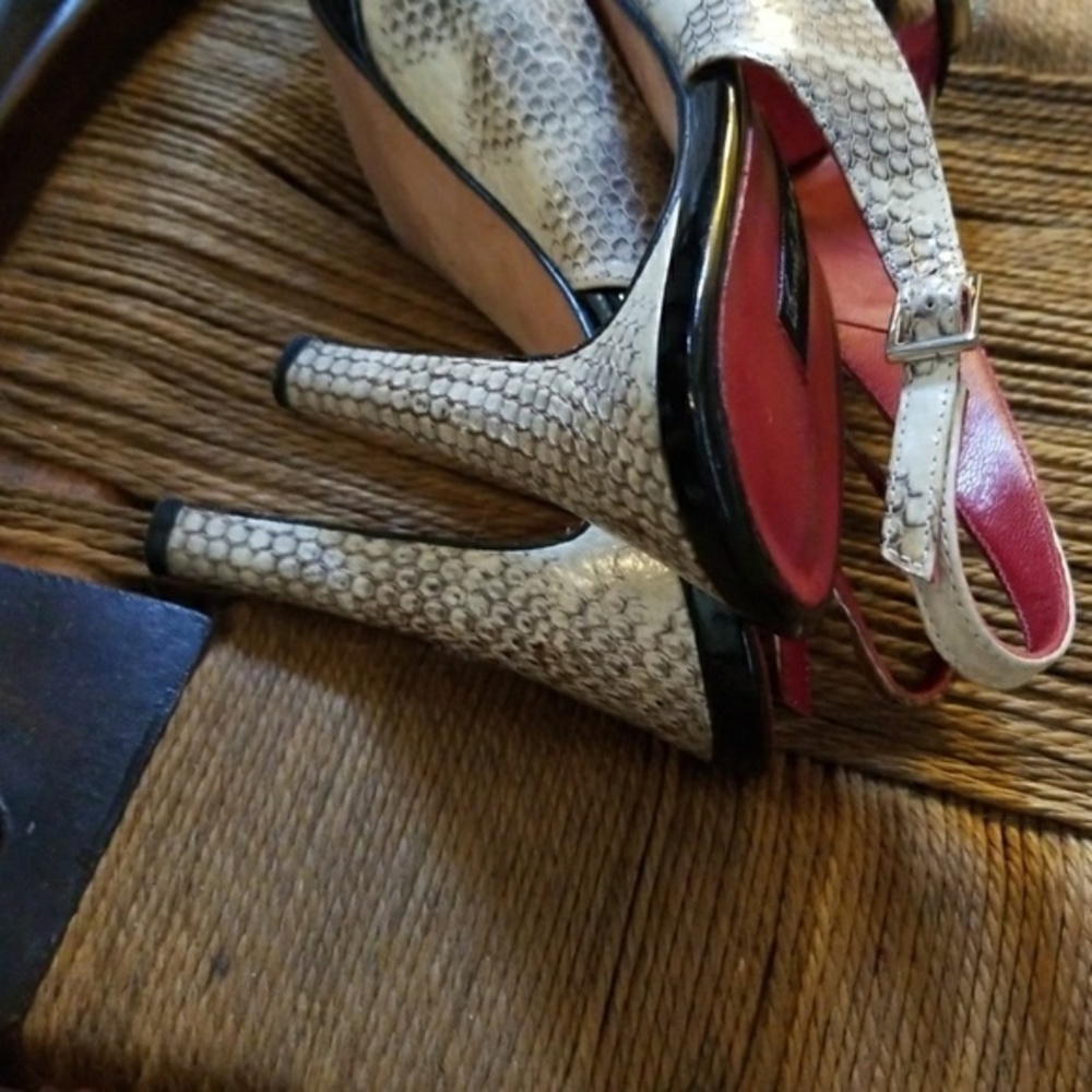 Beverly Feldman sling back Glam Rhinestone Open Toe Pumps 10 - Picture 6 of 8